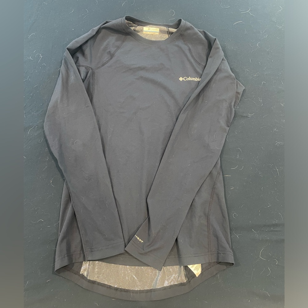 EUC Columbia Navy Long Sleeve Athletic Shirt